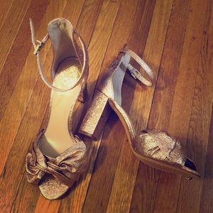Rose gold Vince Camuto Heels (NWOT)